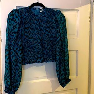 Wilfred size small ladies top